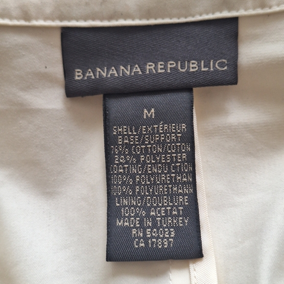 Banana Republic Cream Trench Coat Size Medium - Picture 11 of 13